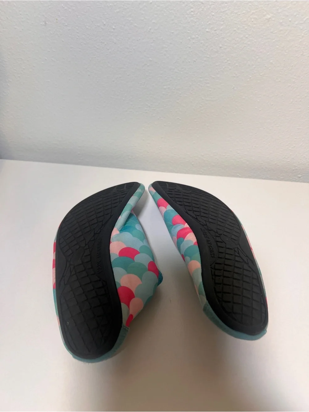 Kids Water Shoes - Teal Pink Pattern
